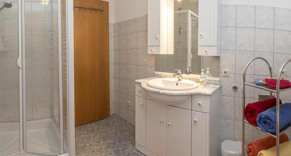 Haus Sahin Appartement Vandans Buitenkant foto
